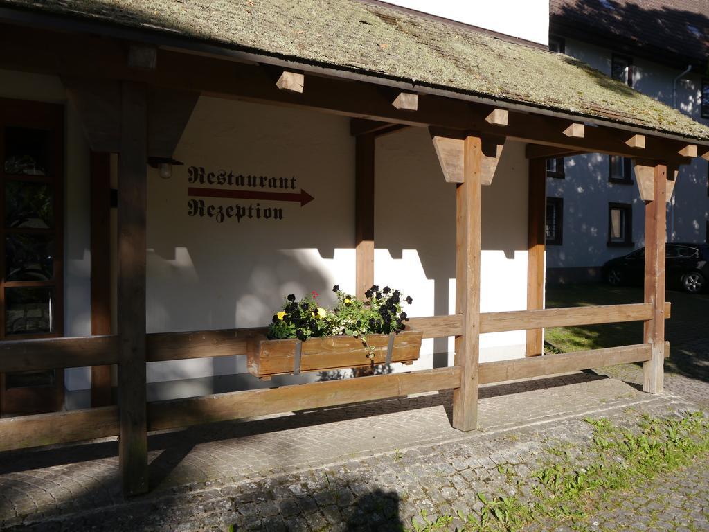 Hotel Zum Ochsen Furtwangen Bagian luar foto